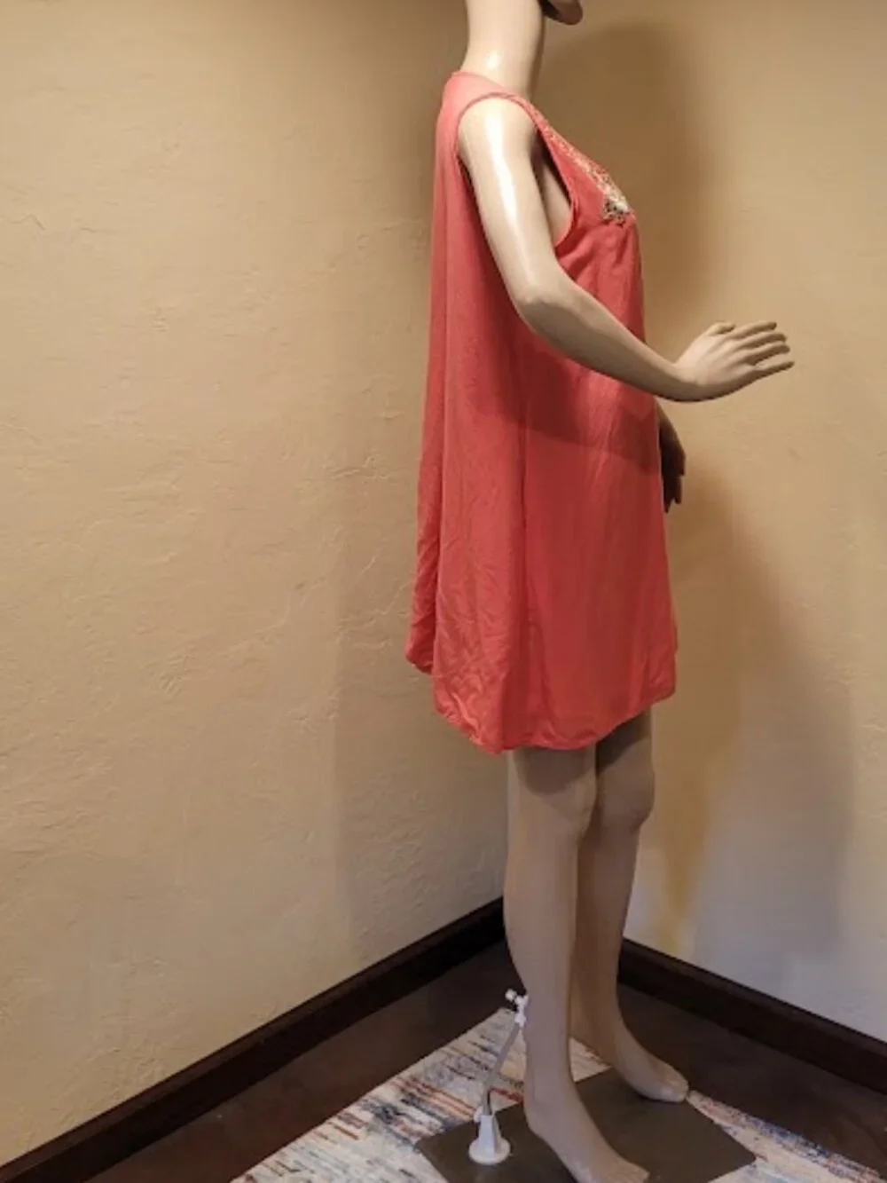 Small Andree By Unit Tunic -Side pockets and fully lined flowy loose fit - Picture 8 of 12